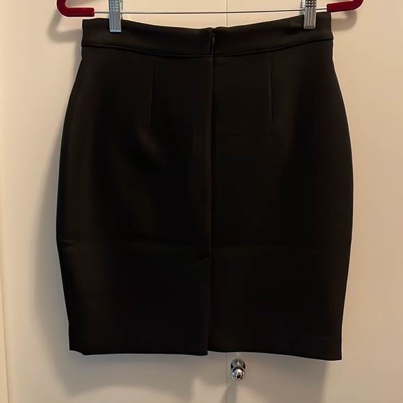Pencil skirt with gold button detailing - Picture 3 of 4